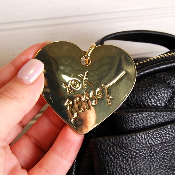 Betsey Johnson Mini Backpack purse Quilted‎ Vegan Leather NWOT Bow Heart charm